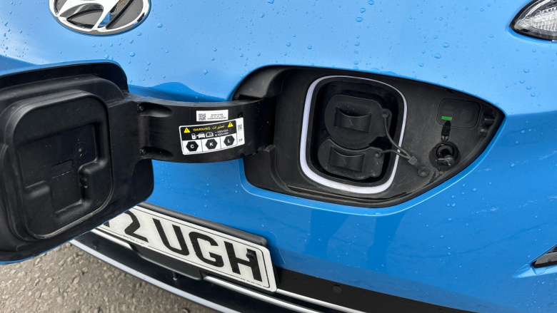 Hyundai KONA 150kW Premium 64kWh 5dr Auto Electric Hatchback